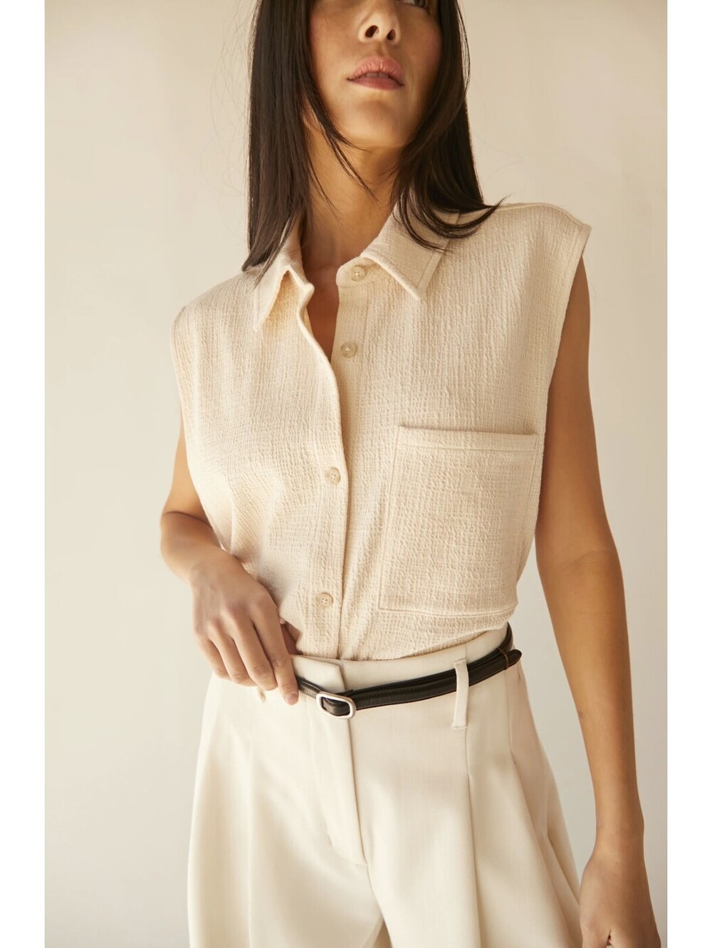OAK + FORT Textured Sleeveless Button-Up Shirt in Beige, Size M - Fits Large
